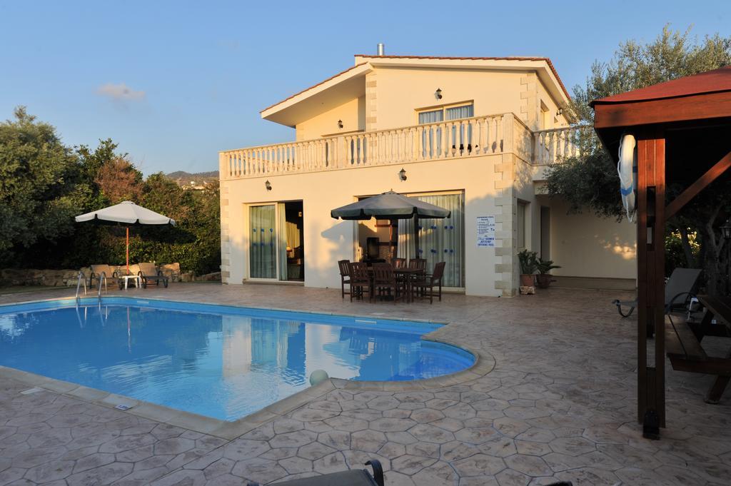 Jaime Villa Cyprus Argaka Rom bilde